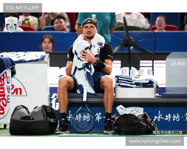 兹维列夫激战林德克内希 展现上海大师赛精彩对决