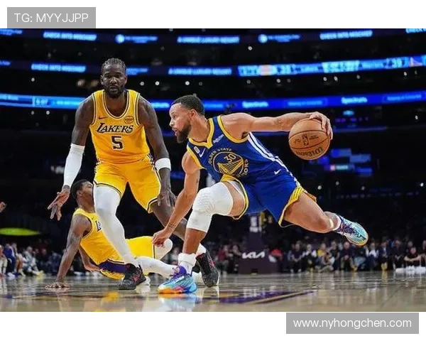 库里闪耀全场勇士力克湖人三分雨再现引爆十月焦点大战