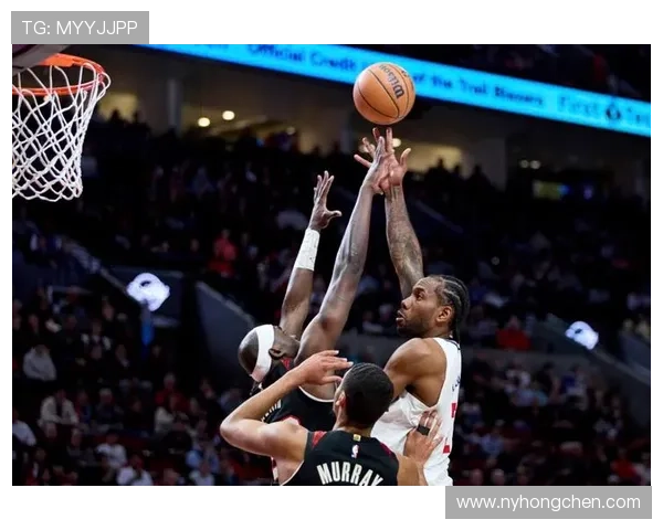 穆雷精准妙传 卡马拉高速跟进完成震撼暴扣